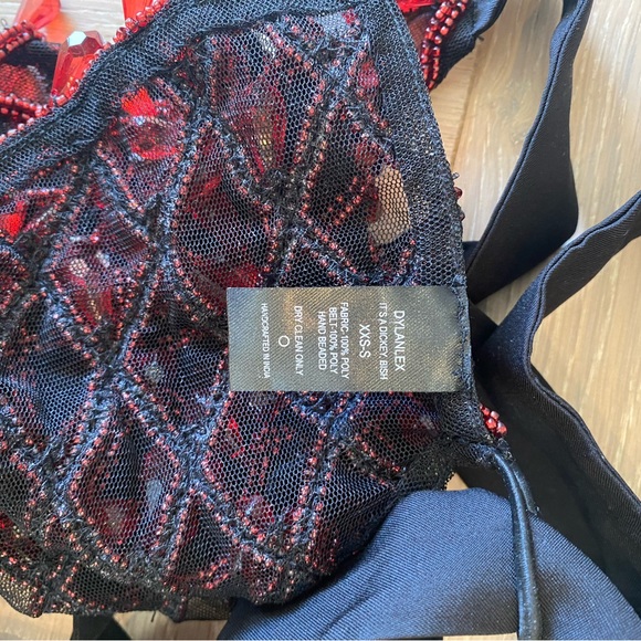 Dylan Lex Diana Ross Top in Red - Picture 6 of 6